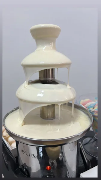 Cascata De Chocolate - Alimentação