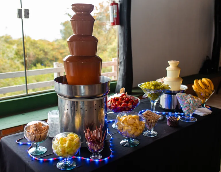 Cascata De Chocolate