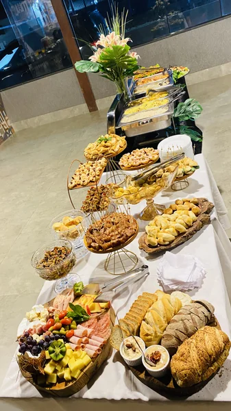 Buffet Strogonoff